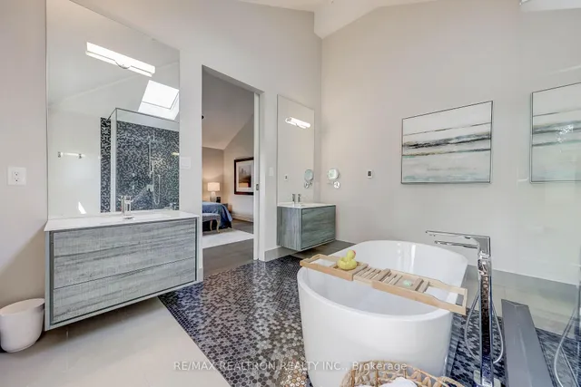 Additional image 16 of 535 Brookdale Ave