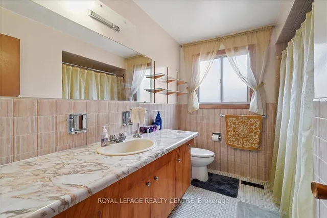 Additional image 22 of 151 Redgrave Dr