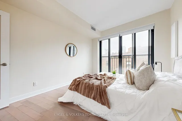 Additional image 11 of 55 Front St Unit 521