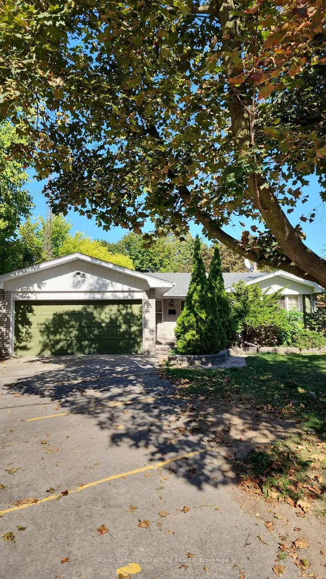 209 Burbank Dr