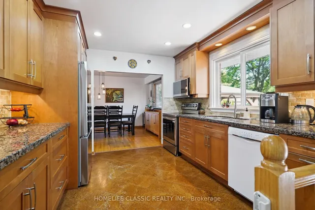 Additional image 18 of 67 Beaver Bend Cres