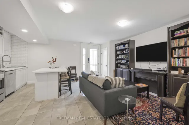 Additional image 30 of 49 Beatrice St
