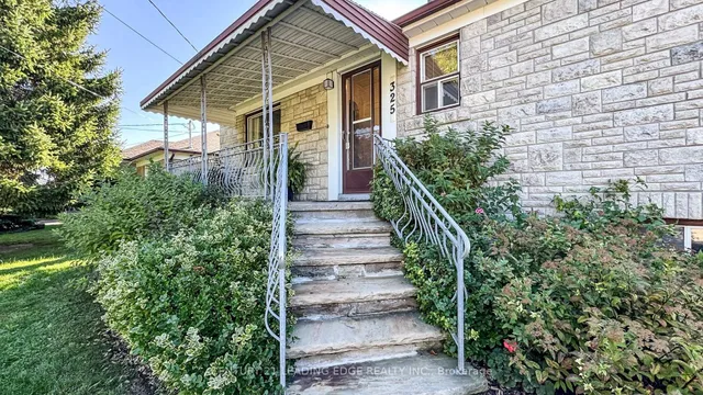 Additional image 32 of 325 Waterloo Ave