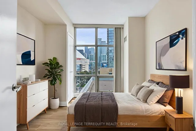 Additional image 30 of 35 Mariner Terr Unit 709