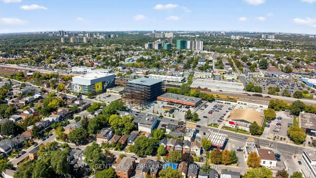 Additional image 39 of 10 Rexford Rd