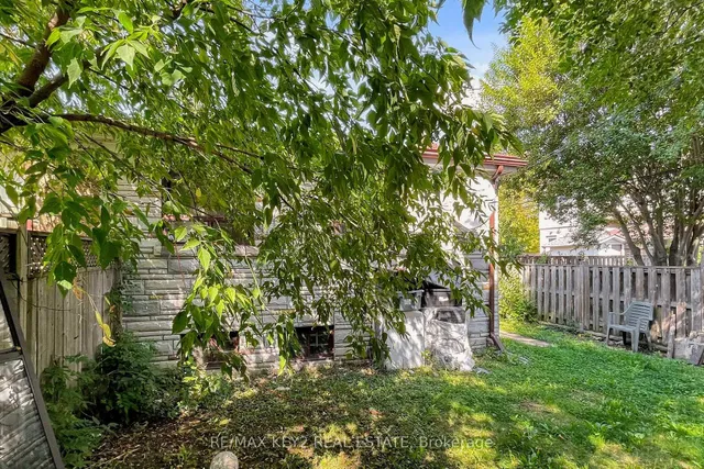 Additional image 16 of 137 Newlands Ave