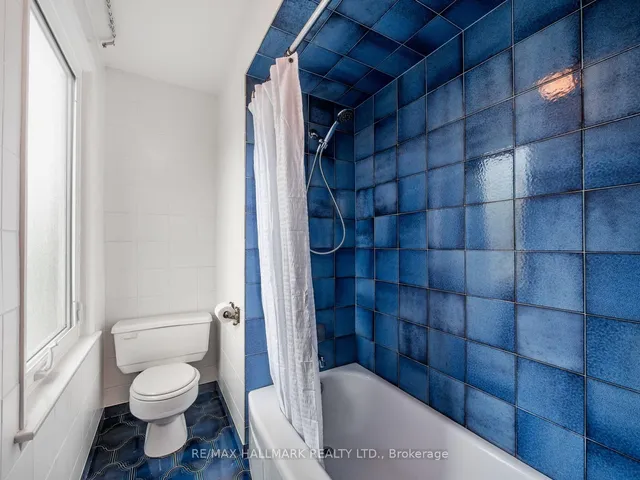 Additional image 33 of 139 Floyd Ave