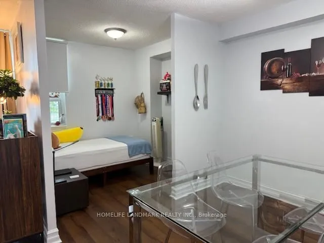 Additional image 30 of 15 Torrance Rd Unit 1811