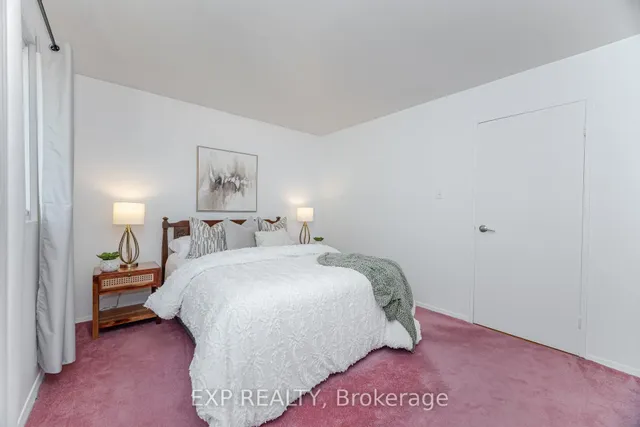 Additional image 10 of 125 Hollyberry Tr