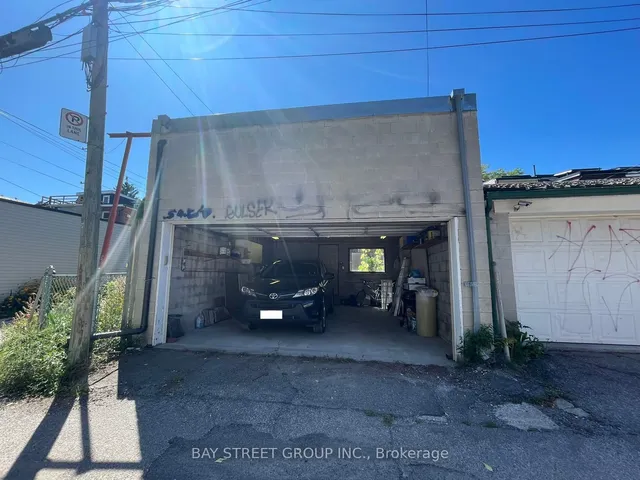 Additional image 13 of 543 Crawford St