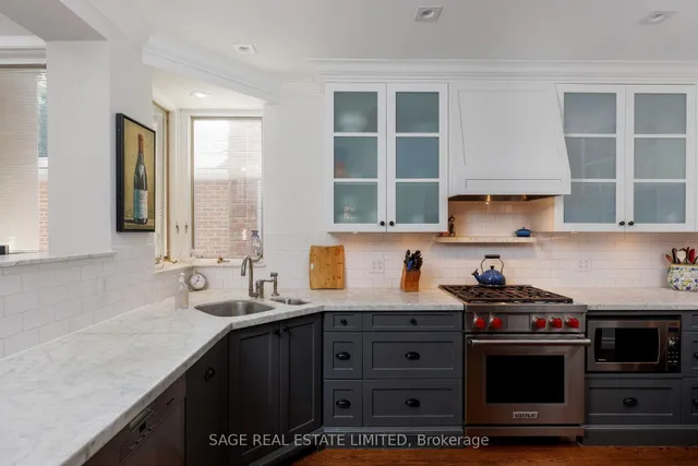 Additional image 27 of 35 Grenview Blvd