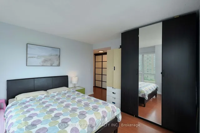Additional image 32 of 8 Lee Centre Dr Unit 710