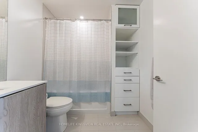 Additional image 30 of 15 Queens Quay Unit 923