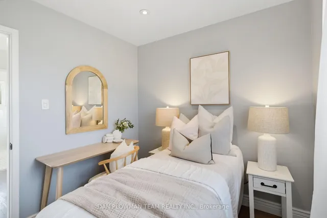 Additional image 25 of 22 Athenia Crt