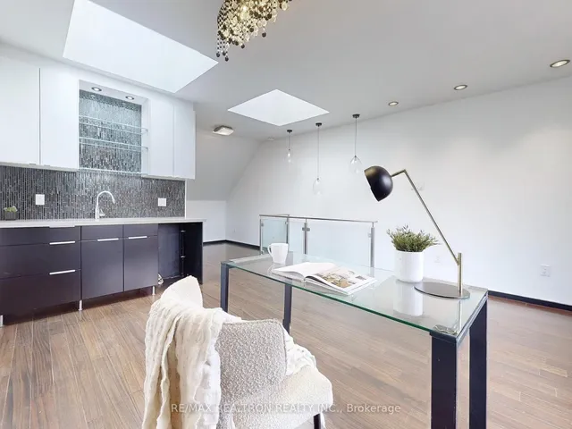 Additional image 29 of 10 Lindsey Ave