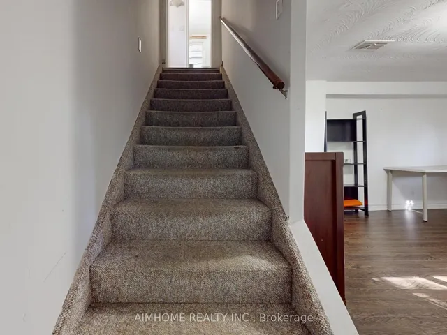 Additional image 32 of 61 Talbot Rd