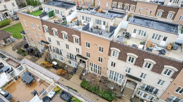 Additional image 42 of 34 Western Battery Rd Unit 413