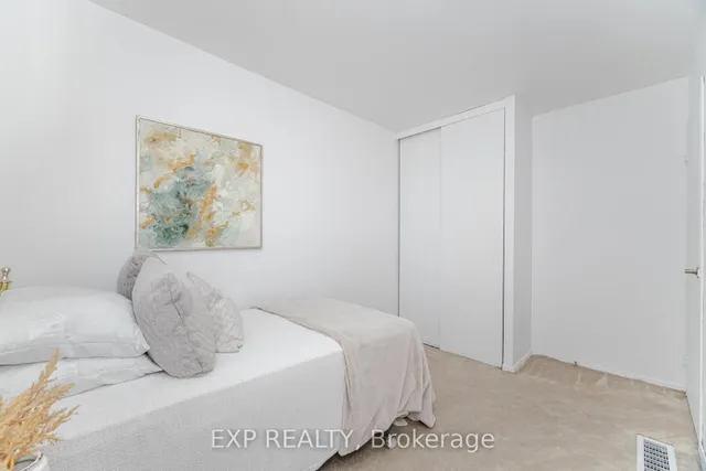 Additional image 13 of 125 Hollyberry Tr