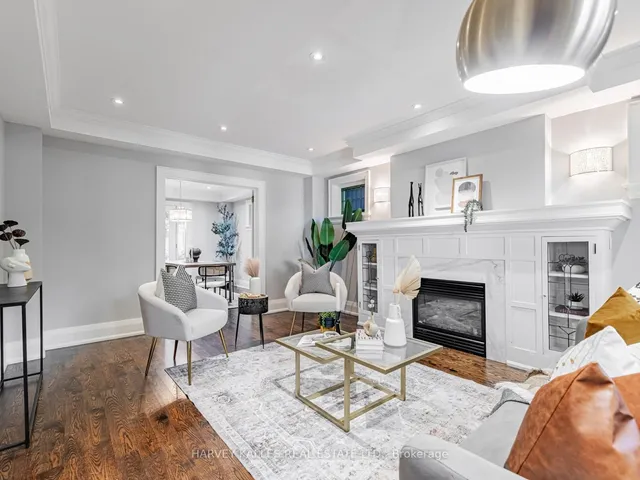 Additional image 20 of 566 Oriole Pkwy