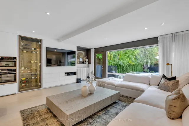 Additional image 19 of 18 Astley Ave