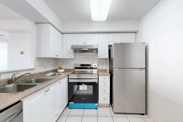 Additional image 16 of 5039 Finch Ave Unit 1113