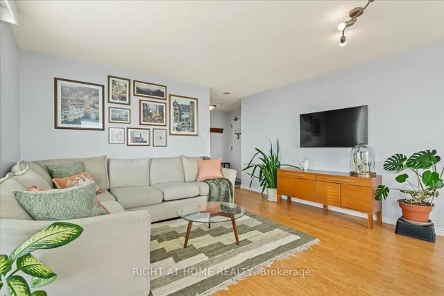 Additional image 4 of 101 Subway Cres Unit 1011