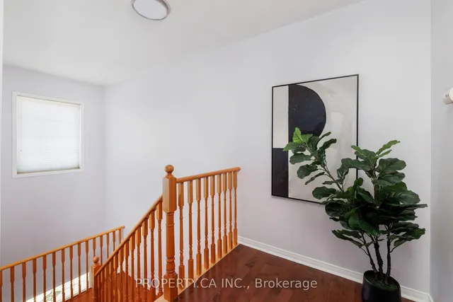 Additional image 22 of 42 West Oak Cres
