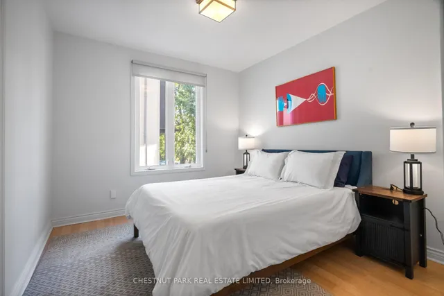 Additional image 11 of 371 Howland Ave