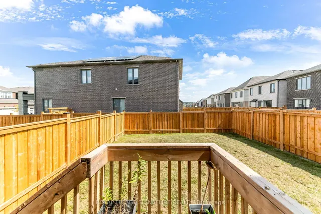 Additional image 22 of 45 Forestwalk St