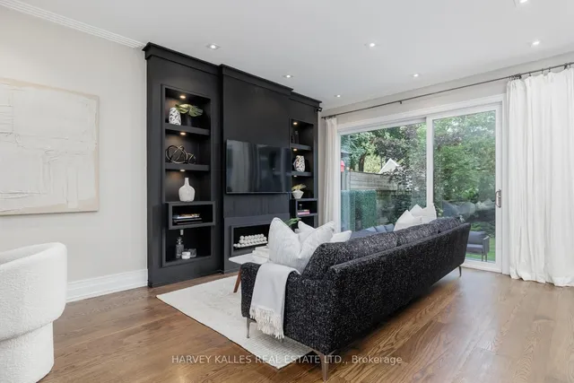 Additional image 11 of 510 Donlands Ave