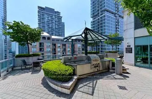 Additional image 27 of 168 Simcoe St Unit 812