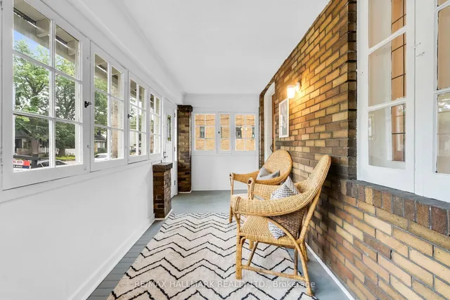 Additional image 3 of 2099 Gerrard St