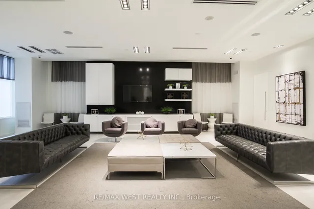 Additional image 13 of 110 Marine Parade Dr Unit 607