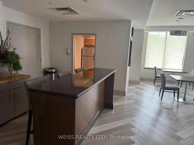 Additional image 7 of 3830 Bathurst St Unit 707