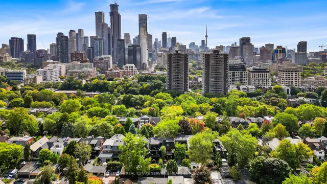 Additional image 46 of 74 Roxborough St