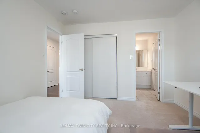 Additional image 34 of 232 Shady Glen Cres