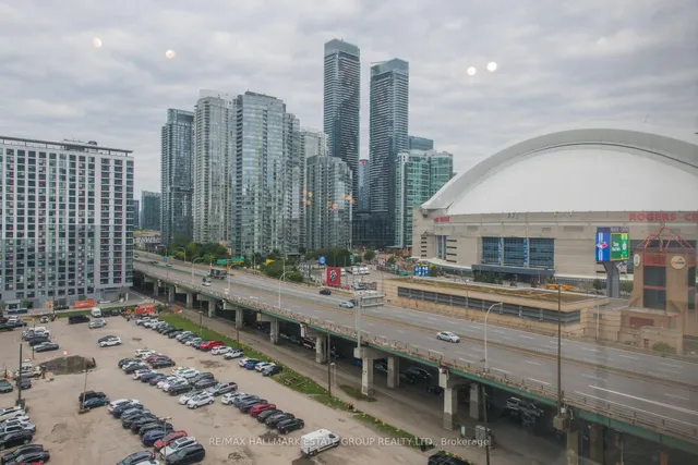 Additional image 25 of 270 Queens Quay Unit 1102