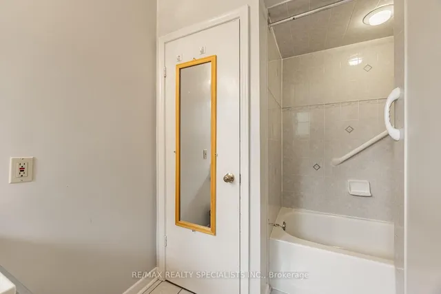 Additional image 20 of 8 Charnwood Rd