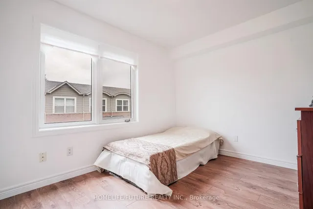 Additional image 18 of 15 Florist Lane