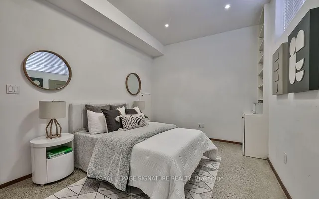 Additional image 36 of 63 Douglas Cres