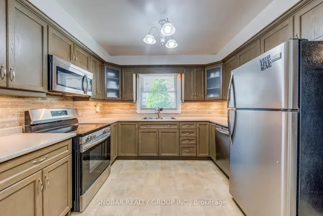 Additional image 8 of 19 Deanewood Cres