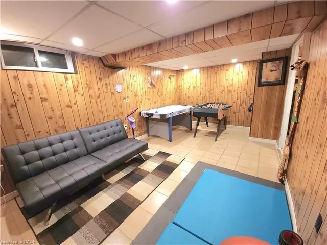 Additional image 25 of 32 Mowat Blvd Unit 8