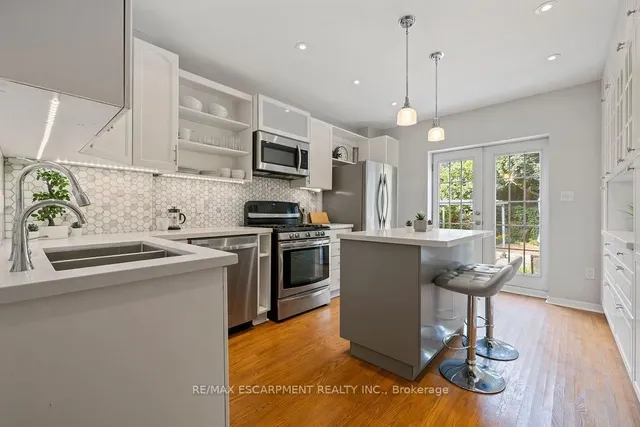 Additional image 12 of 406 Margueretta St