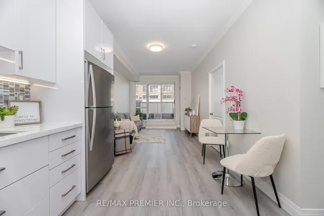 Additional image 11 of 1005 King St Unit 717