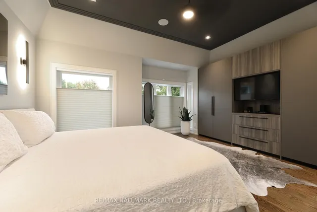 Additional image 25 of 159 Roe Ave