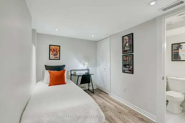 Additional image 19 of 313 Cedarvale Ave