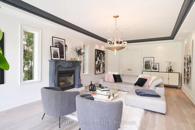 Additional image 11 of 1305 Royal York Rd