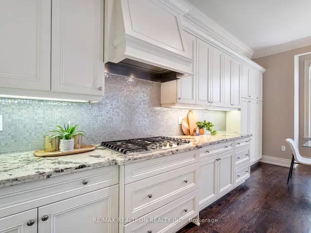 Additional image 16 of 116 Faywood Blvd