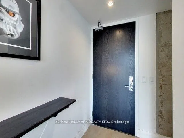 Additional image 19 of 224 King St Unit 1407