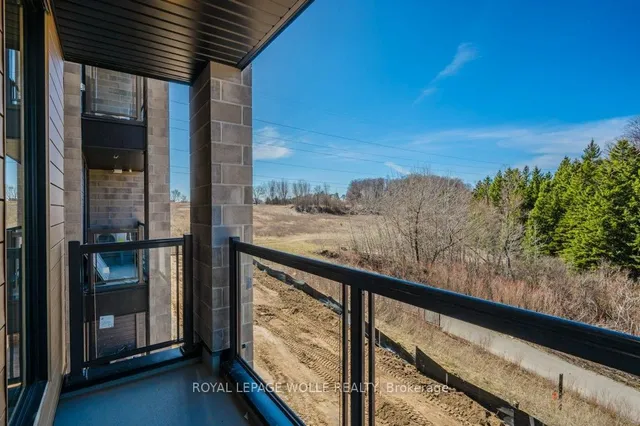 Additional image 26 of 261 Woodbine Ave Unit 24